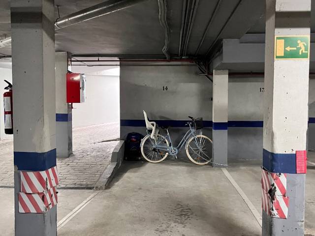 Garaje en Alquiler en Calle Pérez de Victoria, 7 en Aravaca