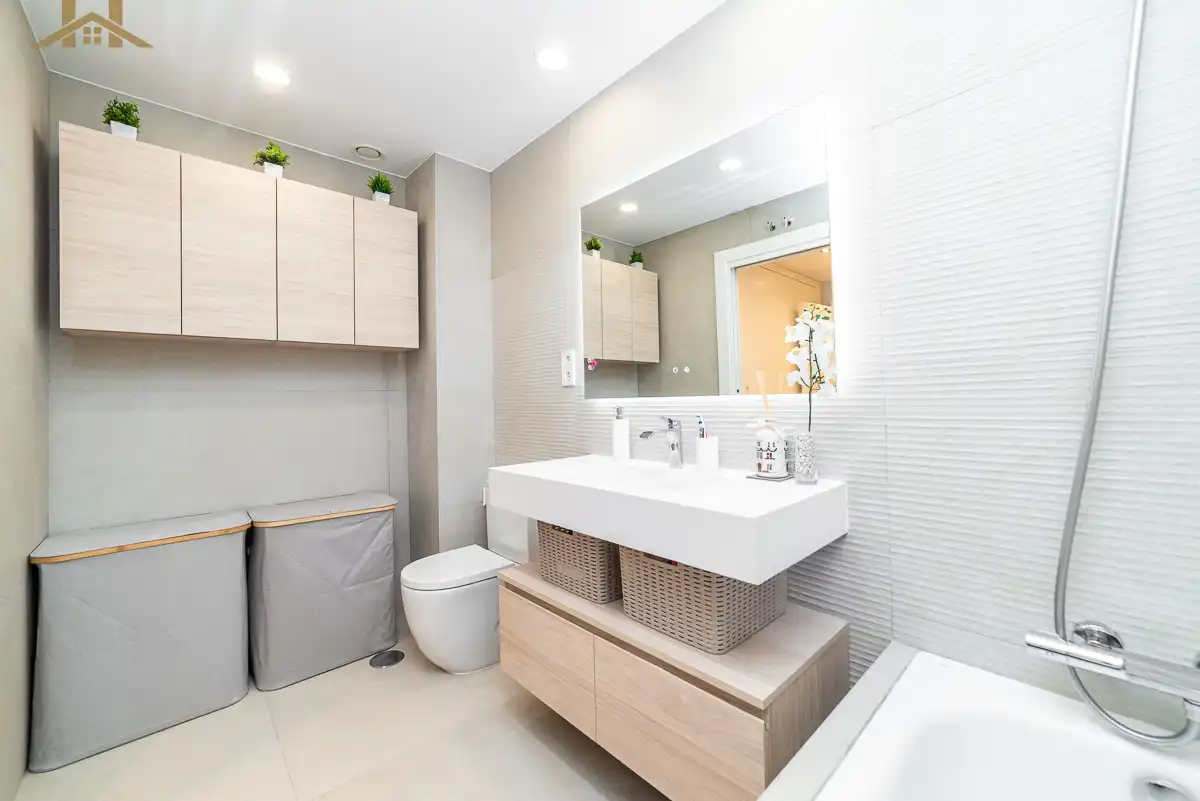 Badezimmer von Wohnung zum Verkauf in Boadilla del Monte mit Klimaanlage, Heizung und Abstellraum