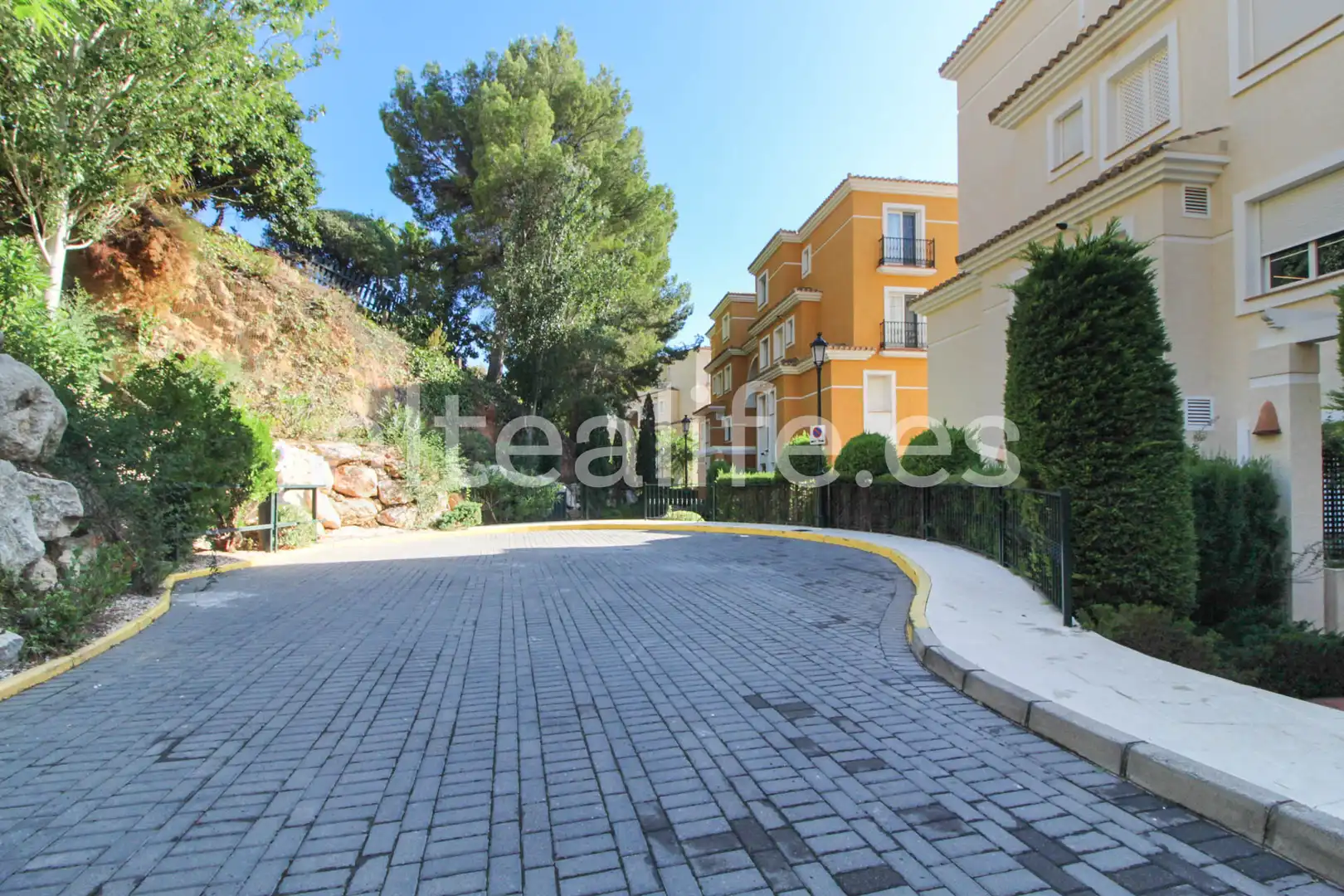 Vista exterior de Apartamento en venta en Altea con Aire acondicionado, Calefacción y Jardín privado