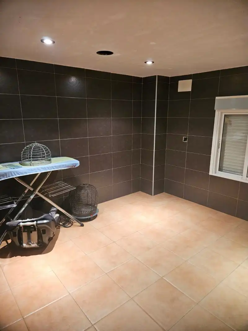 Badezimmer von Maisonette zum Verkauf in Casar de Cáceres mit Klimaanlage, Heizung und Privatgarten