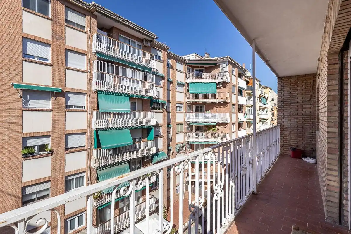 Flat with terrace for sale in Calle CISNE, imagen 10