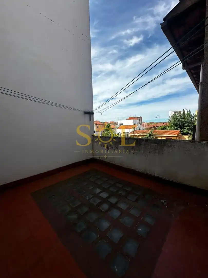 Terrasse von Wohnung zum Verkauf in León Capital  mit Parkett, Terrasse und Möbliert