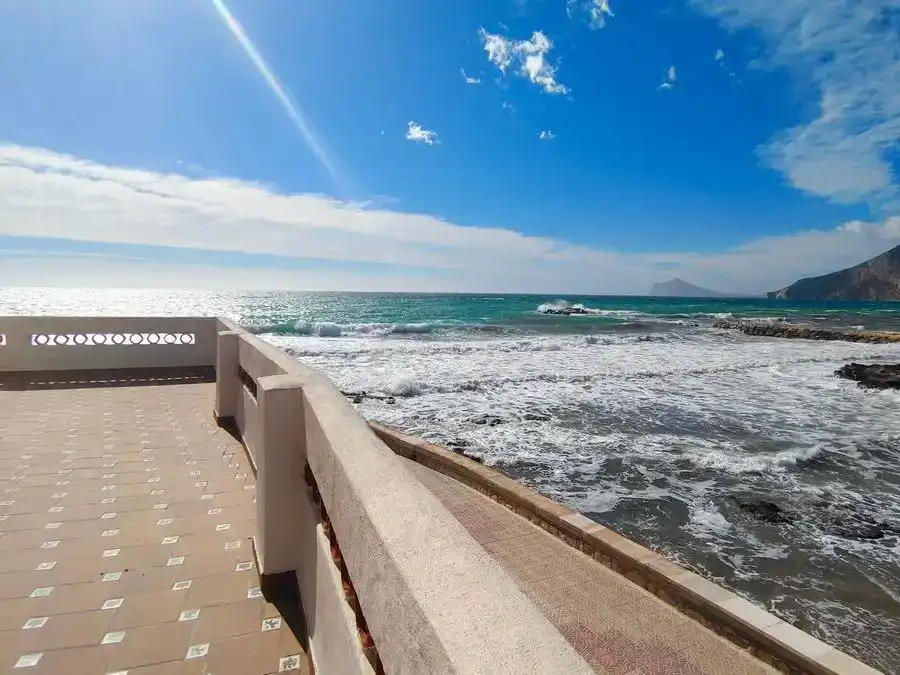 Vista exterior de Casa o xalet en venda en Calpe / Calp