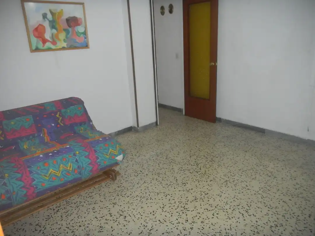 Piso de alquiler en Tarragona con Terraza, Amueblado y Horno