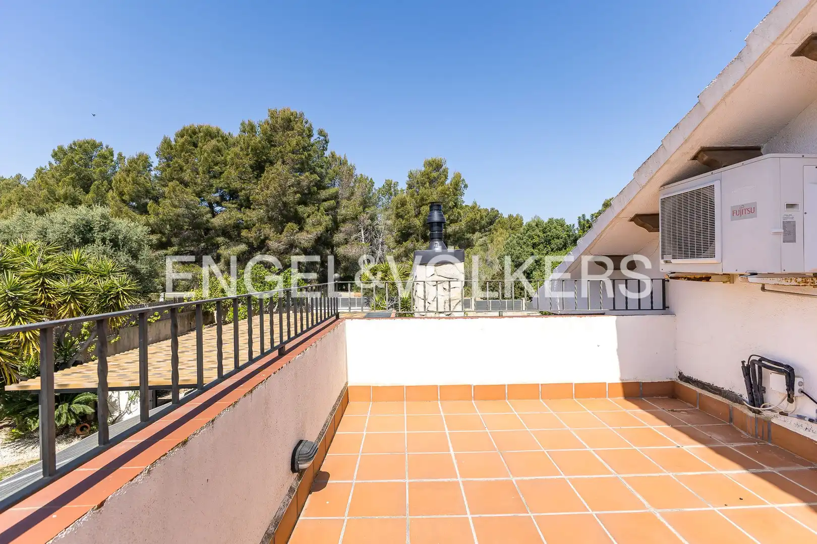 Terraza de Casa o chalet en venta en El Vendrell con Aire acondicionado, Calefacción y Jardín privado
