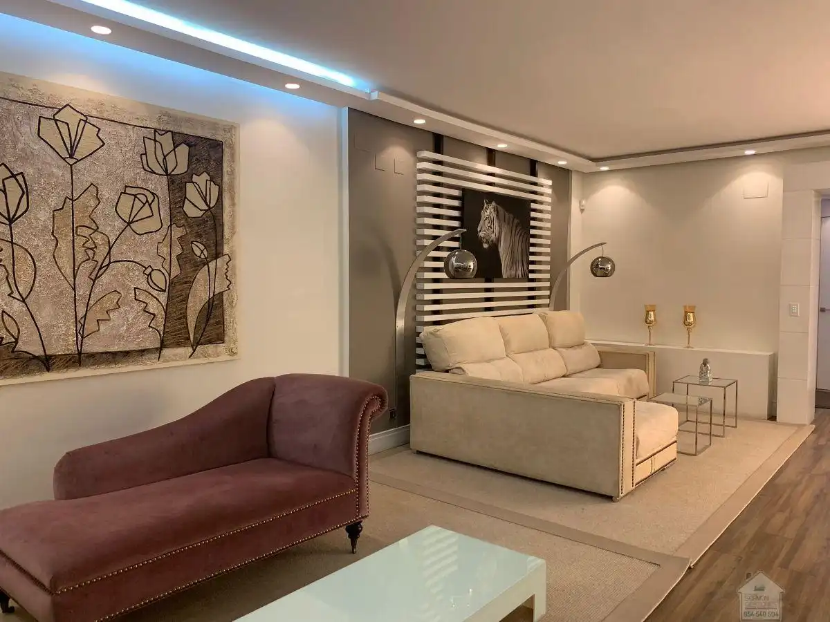 Chalet con piscina en venta en Simon Verde, imagen 8