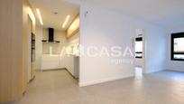 Flat for sale in  Barcelona Capital  with Heating
