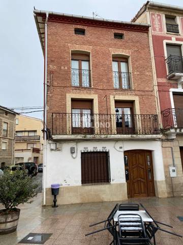 Casa-chalet en Venta en Castañares de Rioja