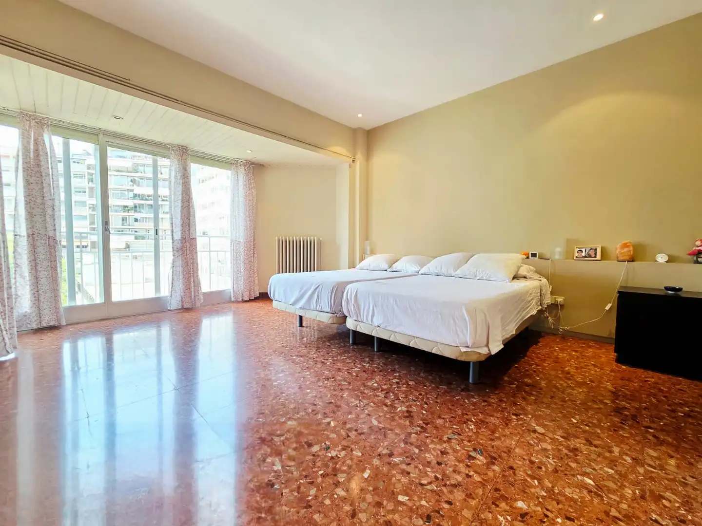 Bedroom of Flat for sale in Barcelona  with Air Conditioner, Heating and Terrace