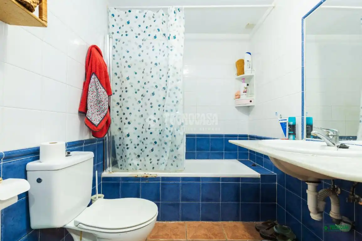 Badezimmer von Wohnung zum Verkauf in Níjar mit Klimaanlage, Heizung und Balkon