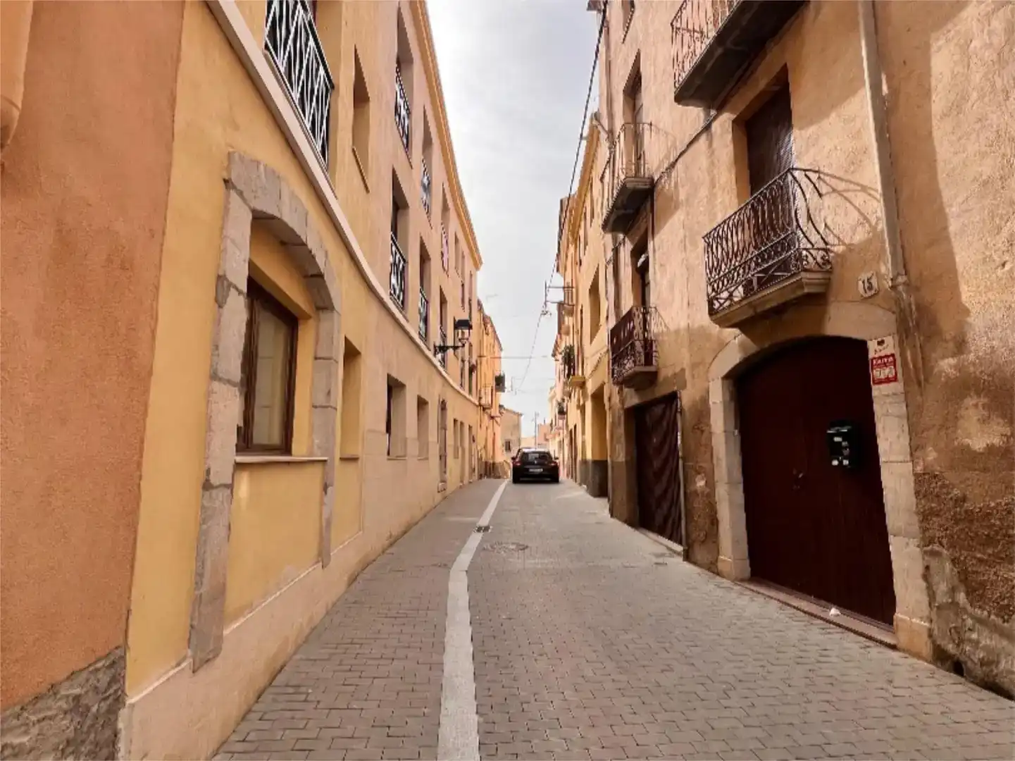 Vista exterior de Casa adosada en venda en La Canonja amb Aire condicionat i Balcó