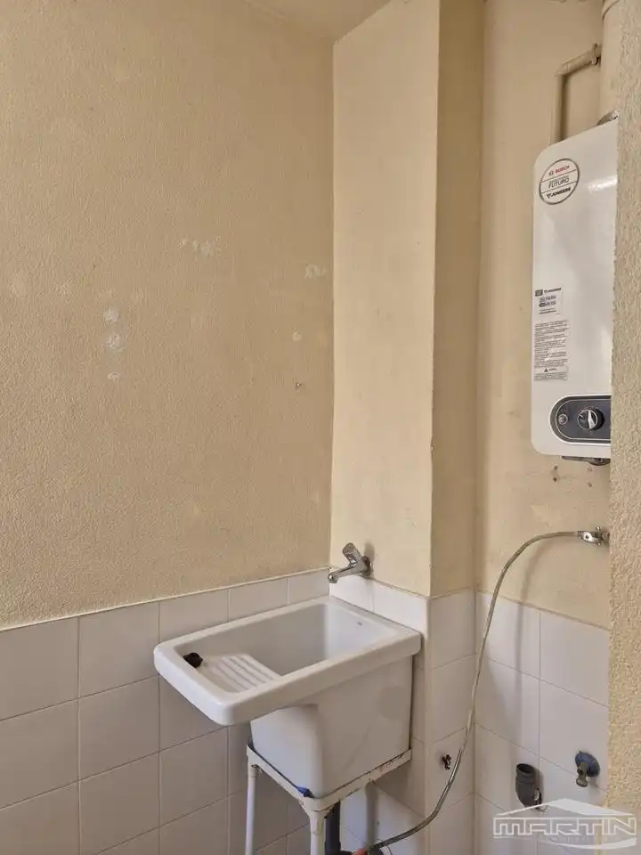 Baño de Piso de alquiler en Lucena con Aire acondicionado, Terraza y Piscina comunitaria