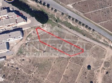 Residential land for sale in Calle los Vosgos 22