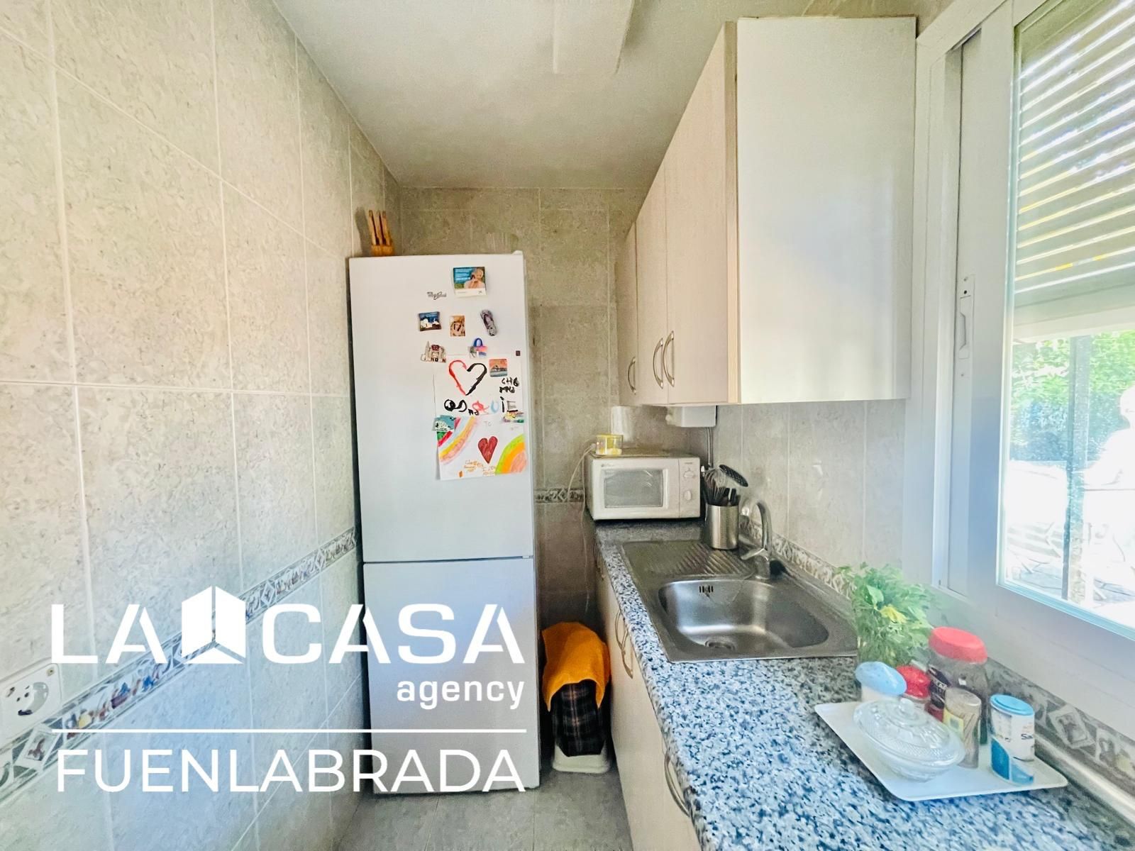 Cuina de Casa o xalet en venda en Ugena amb Calefacció