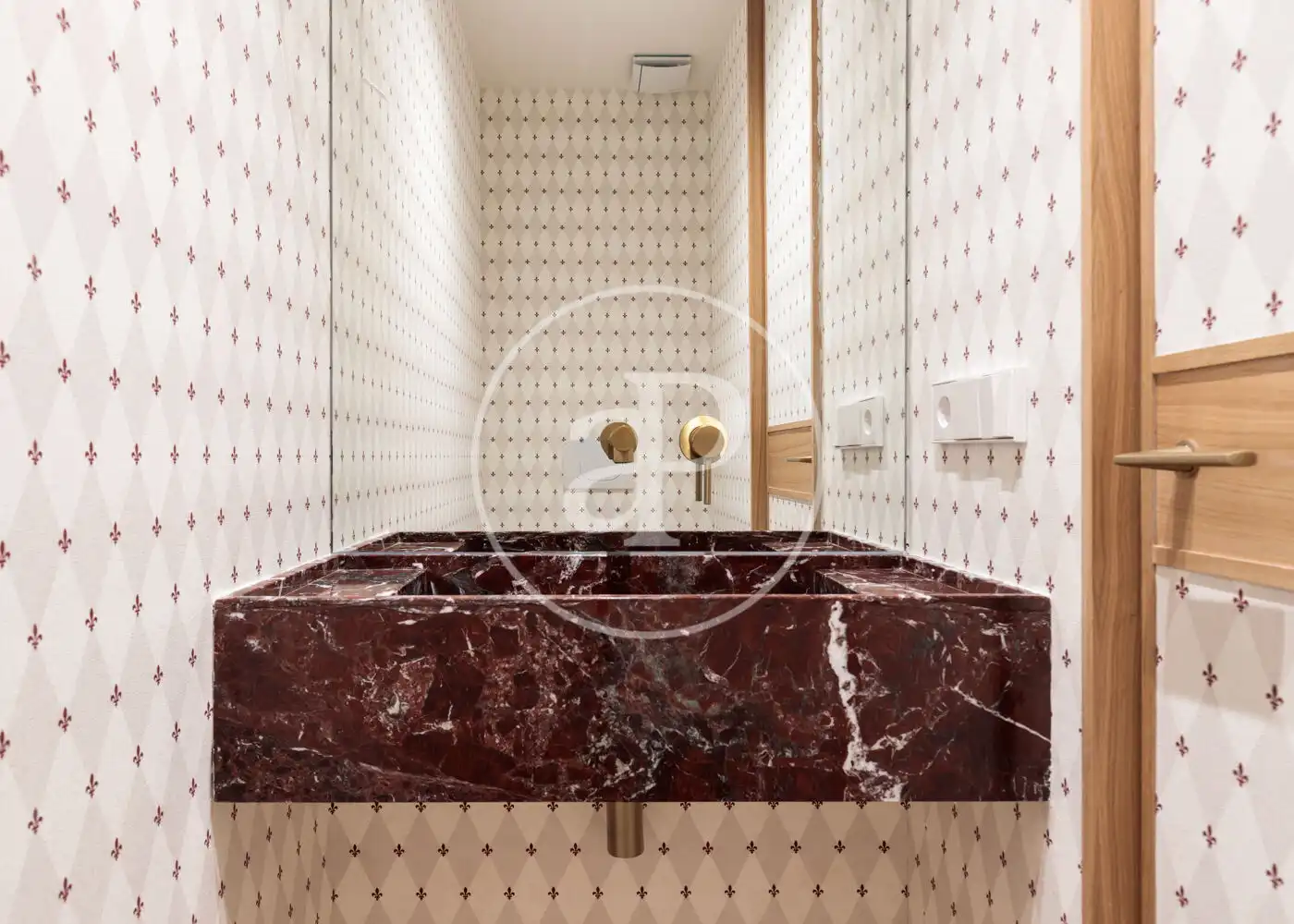 Baño de Piso en venta en Madrid con Aire acondicionado, Calefacción y Terraza