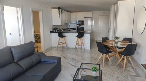 Photo 5 of Flat for rent in Calle el Coloso, Hacienda Torrequebrada, Benalmádena