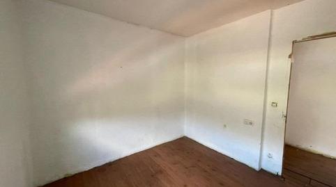 Foto 4 de Piso en venta en Calle Nicomedes Martin Mateo, Flores de Sil - La Placa, Ponferrada