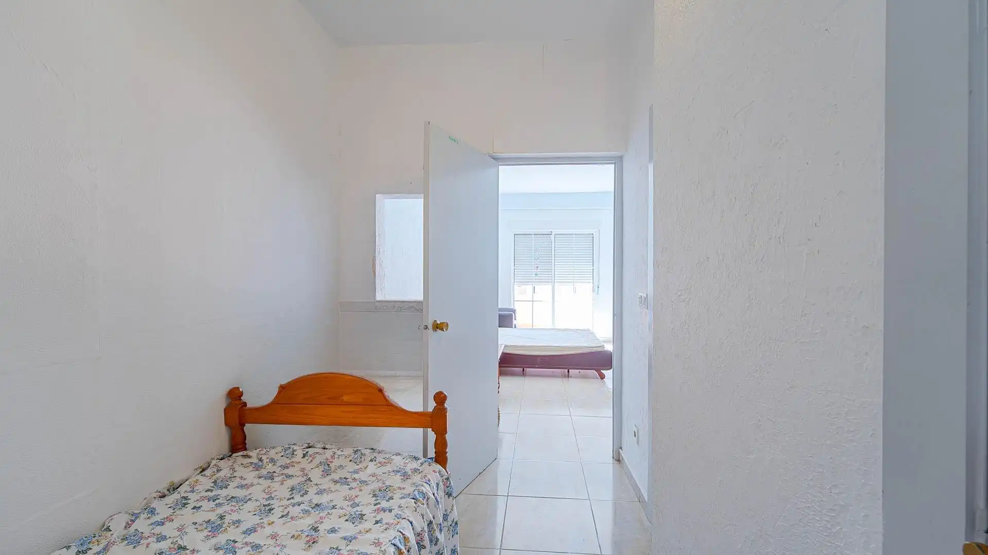 Habitación de Apartamento en venta en Torrevieja con Balcón
