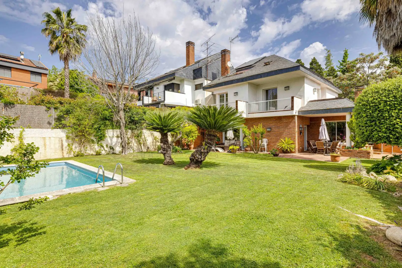 Jardí de Casa o xalet en venda en Sant Cugat del Vallès amb Calefacció, Jardí privat i Parquet