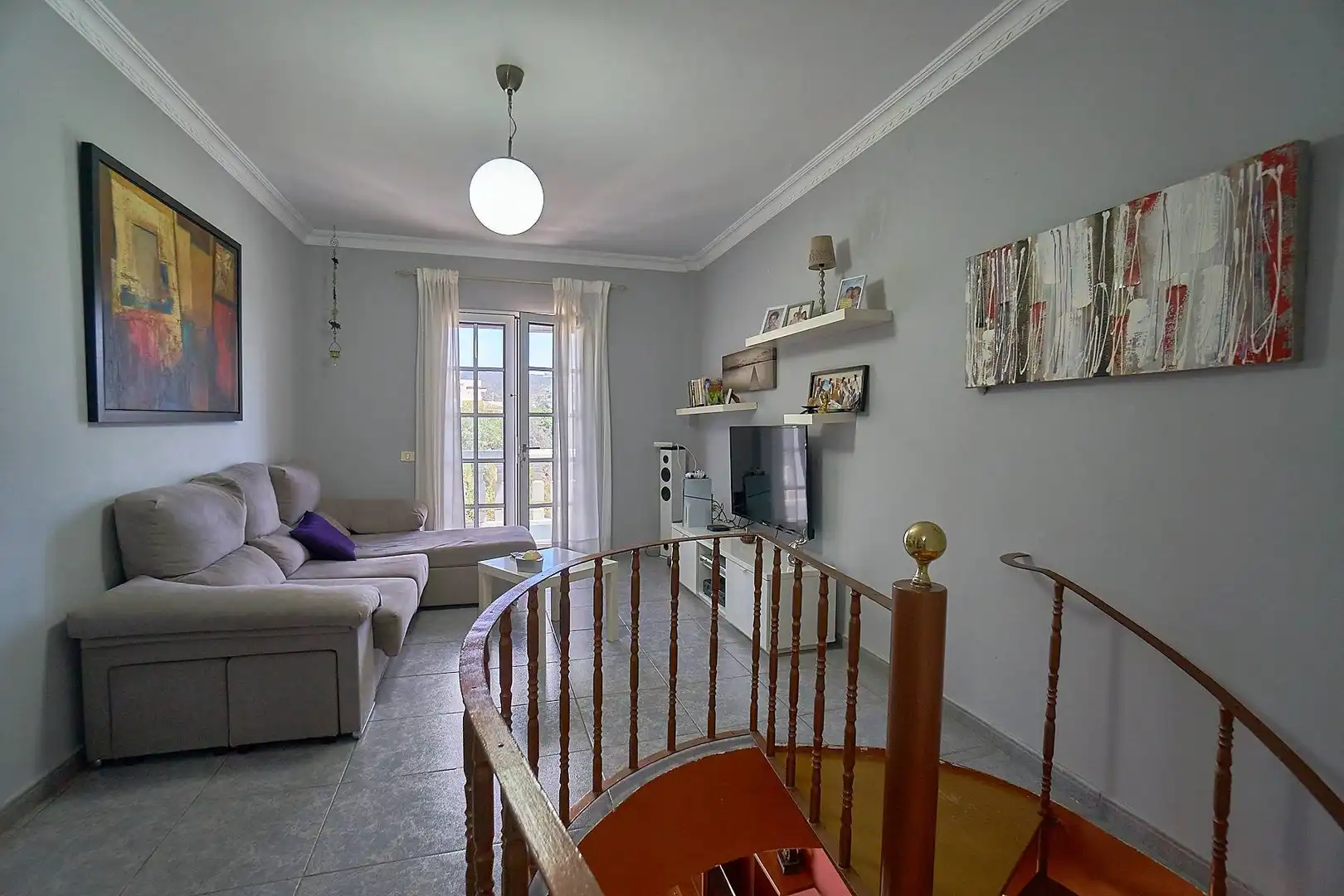 Sala d'estar de Casa adosada en venda en Las Palmas de Gran Canaria amb Jardí privat, Terrassa i Traster