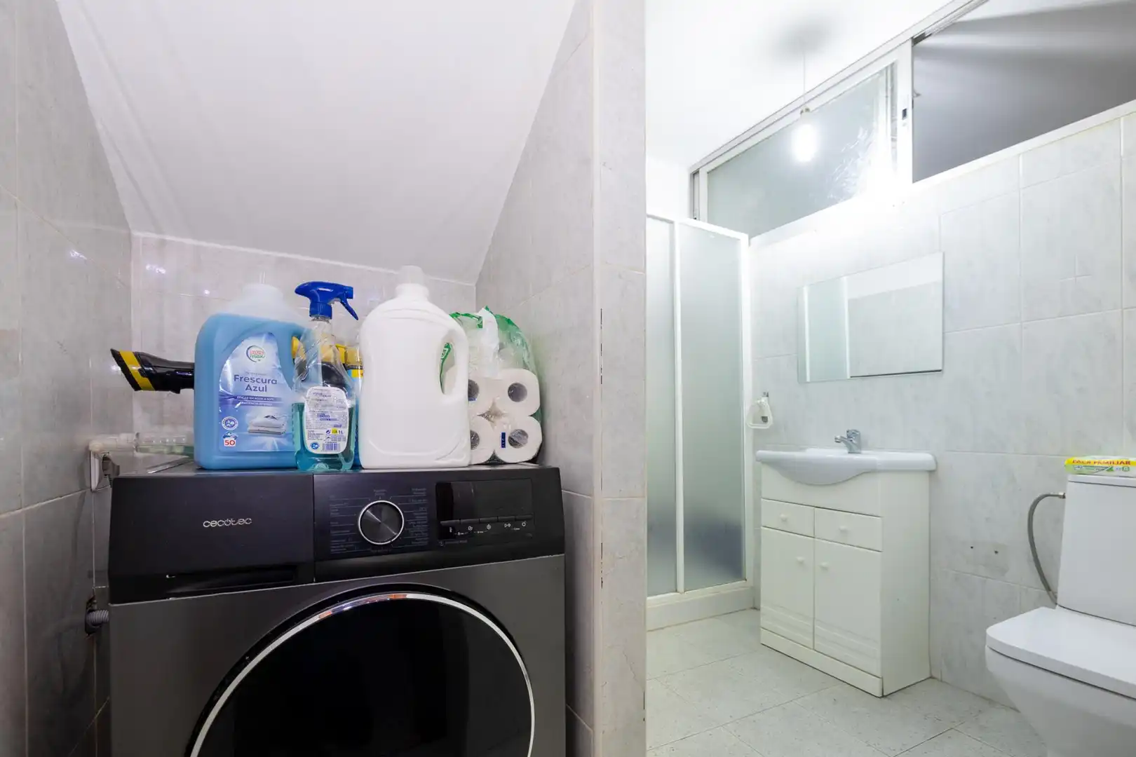 Bathroom of Detached homes for sale in Atarfe  with Terrace