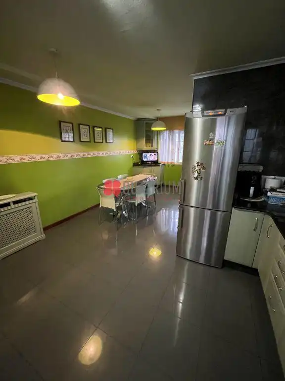 Casa o xalet en venda en Santiago de Compostela  amb Calefacció, Jardí privat i Terrassa