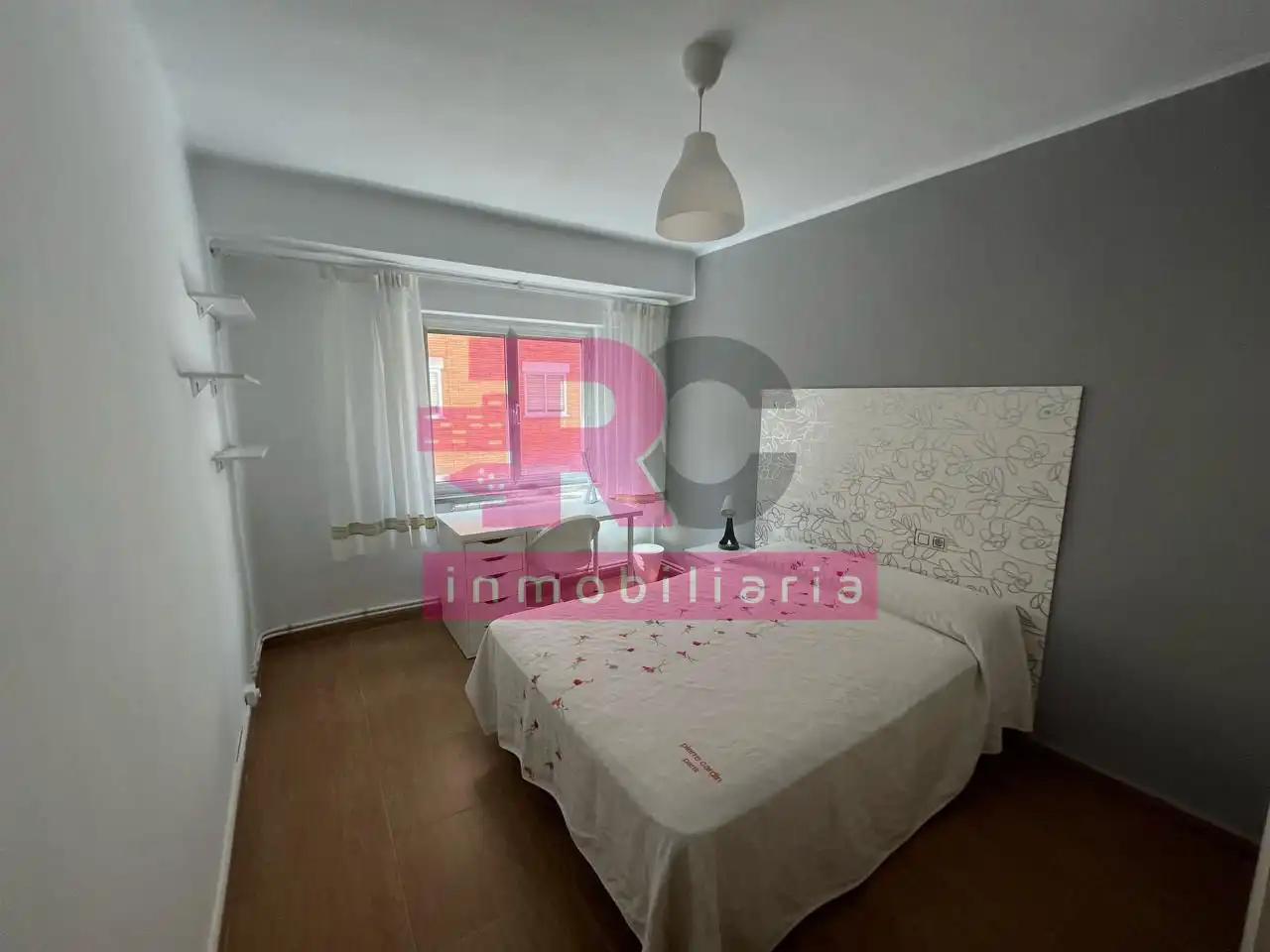 Bedroom of Flat for rent in Salamanca  with Heating, Storage room and Furnished