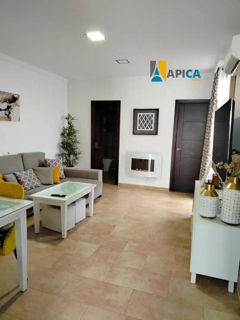 Sala d'estar de Casa o xalet en venda en Barbate amb Aire condicionat, Terrassa i Traster