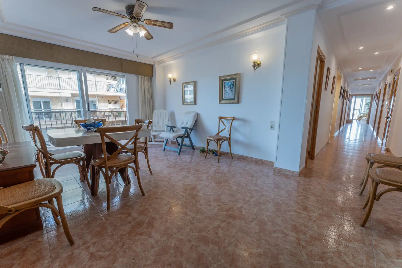 Wohnung zum Verkauf in Elche / Elx mit Heizung, Terrasse und Möbliert
