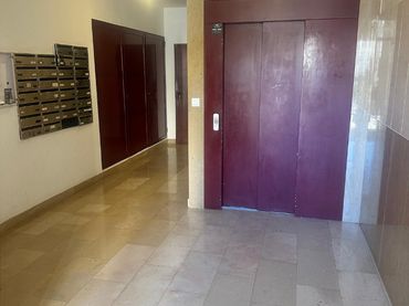 Mini appartamento con ascensore in vendita a Carrer de Sant Joaquim 22A