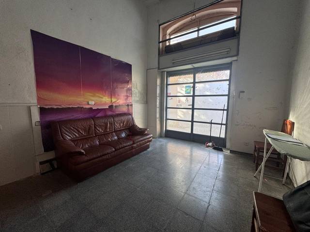 Planta baja en Venta en Carrer de la Torre d'En Damians en Hostafrancs