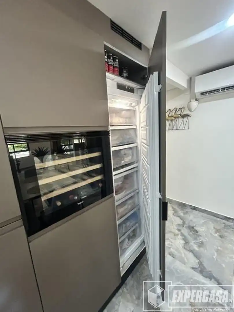 Cuina de Pis en venda en Alzira amb Aire condicionat, Terrassa i Moblat