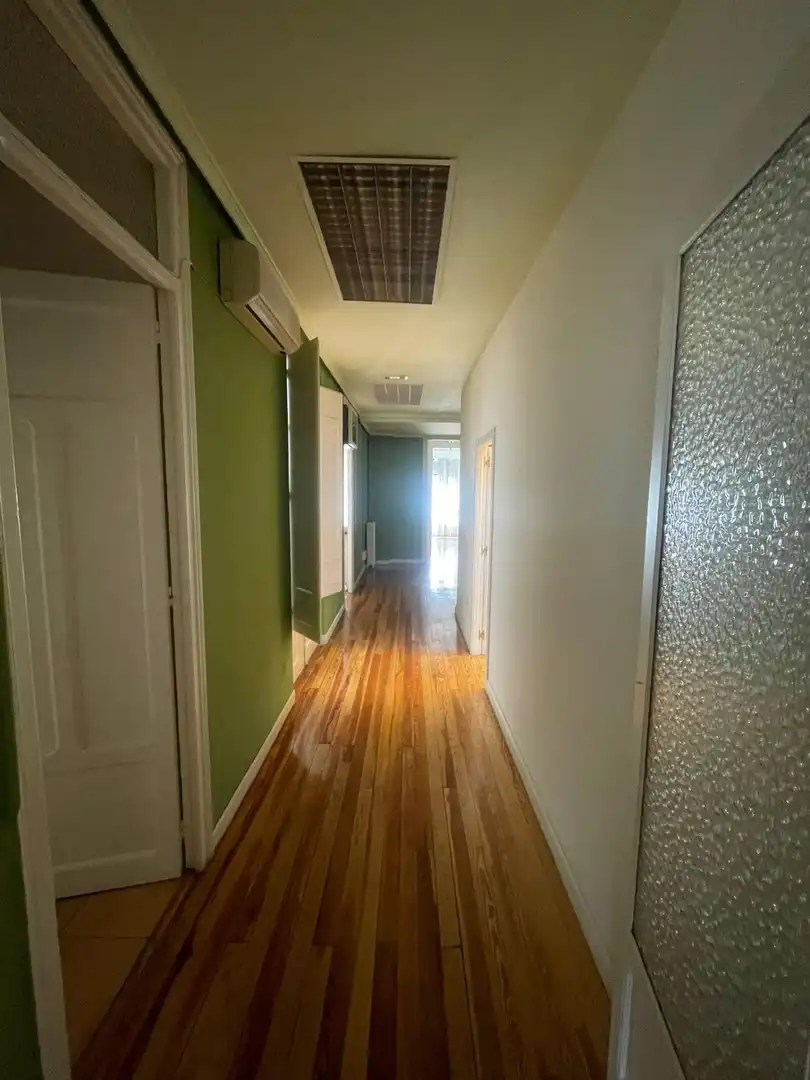 Office space with lift to rent in Calle Calle Miguel Iscar, imagen 7