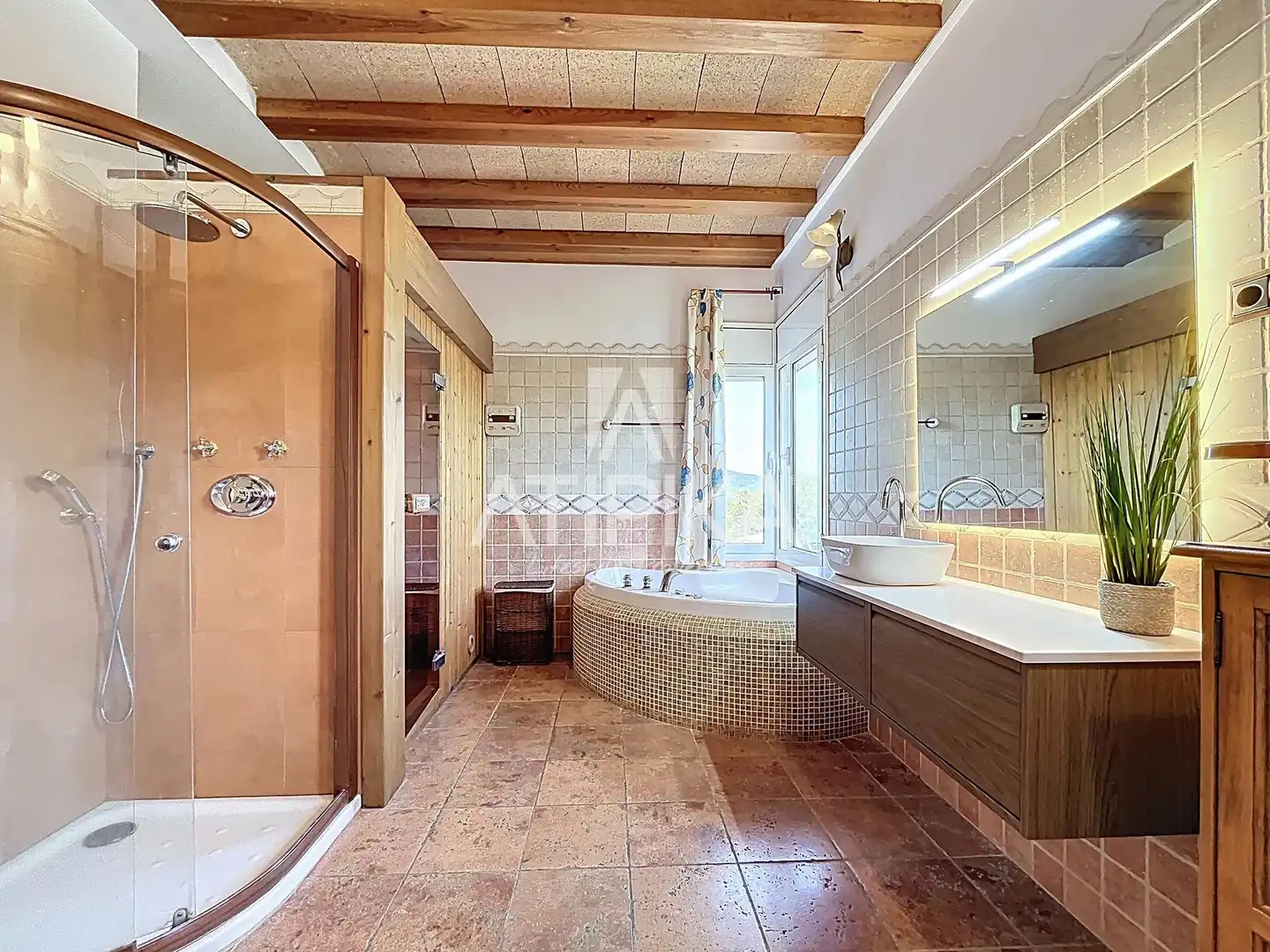 Bathroom of Houses for sale in Sant Pere de Ribes  with Swimming Pool, Oven and Washing machine