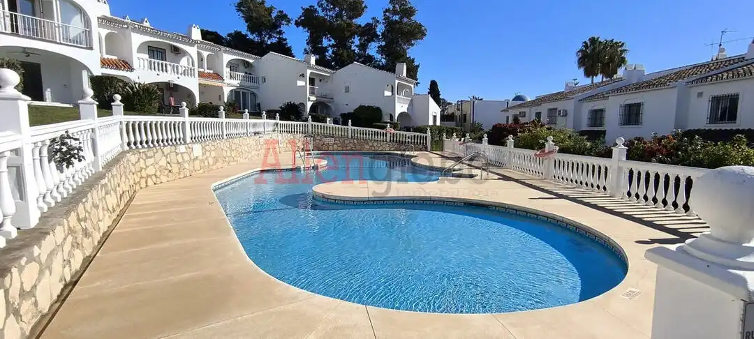 Terraced house with pool for sale in Avenida del Golf, imagen 17