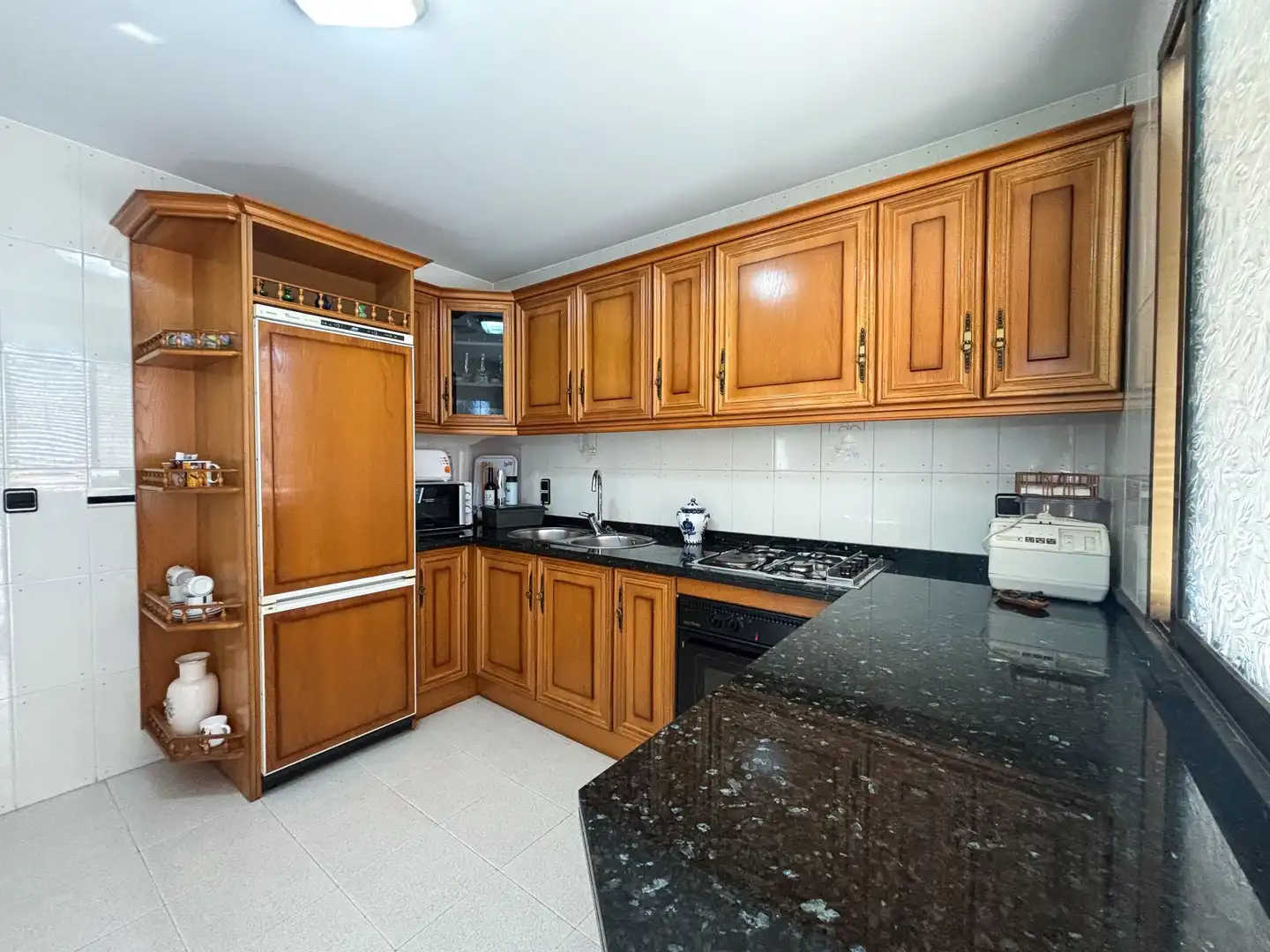 Kitchen of Houses for sale in Atarfe  with Terrace and Storage room