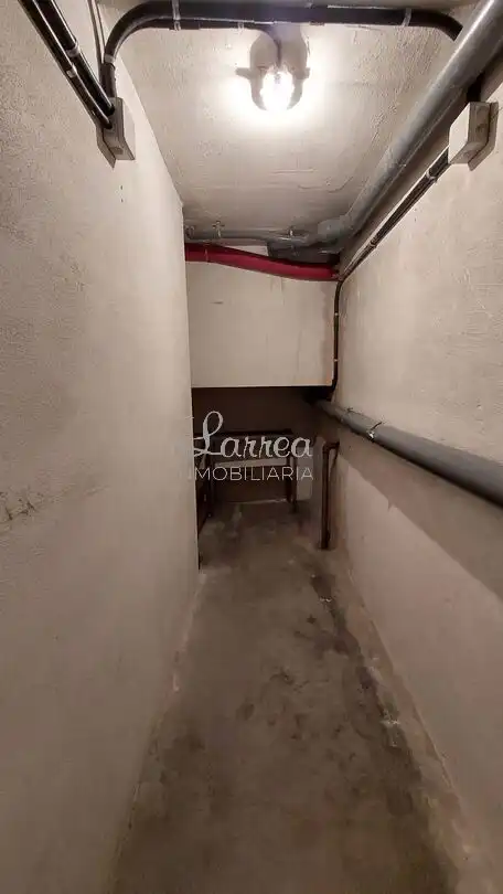 Garage zur Miete in Lemoa