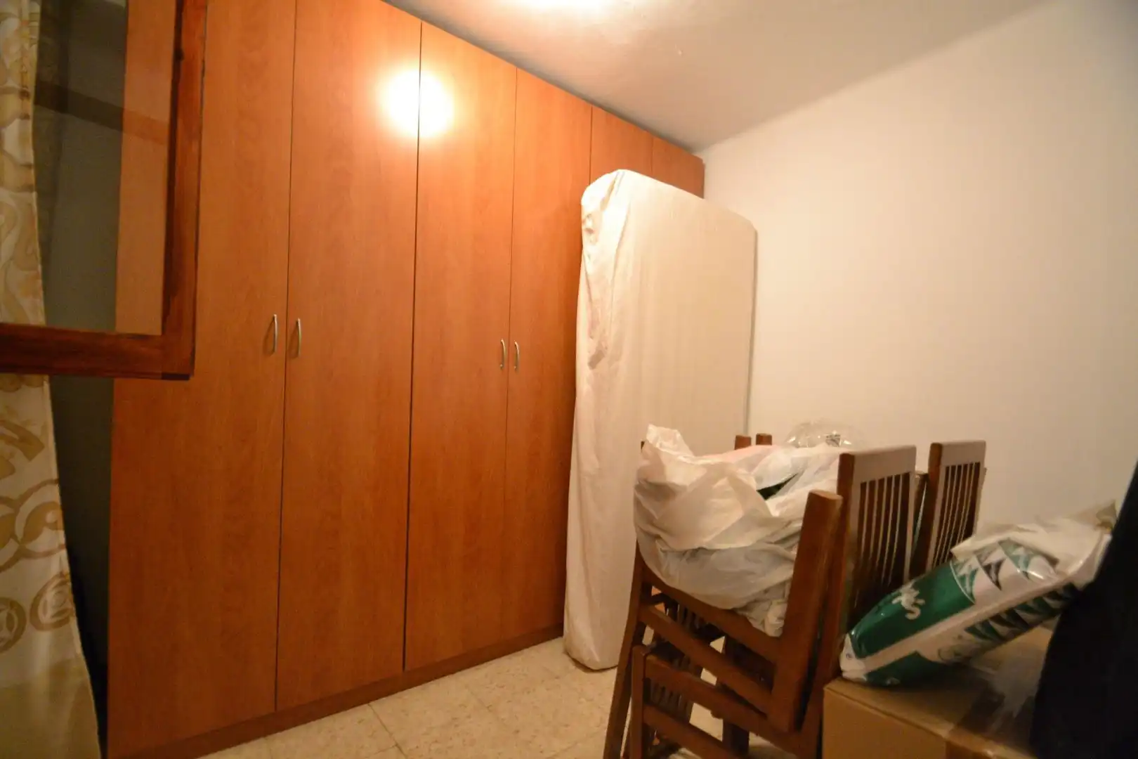 Schlafzimmer von Einfamilien-Reihenhaus zum Verkauf in Ulldecona mit Terrasse, Abstellraum und Balkon