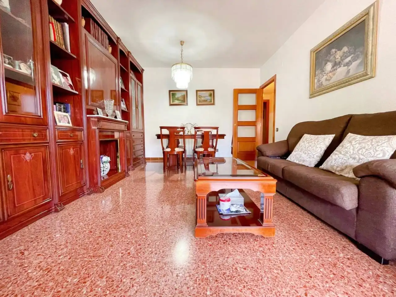Living room of Flat for sale in Cerdanyola del Vallès  with Heating, Furnished and Balcony
