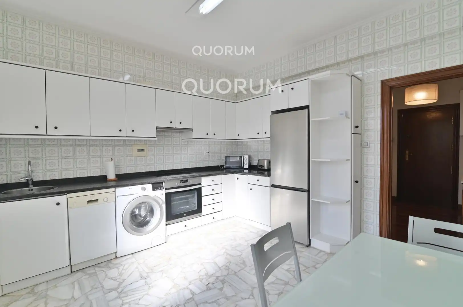 Cocina de Piso en venta en Bilbao  con Calefacción, Amueblado y Balcón