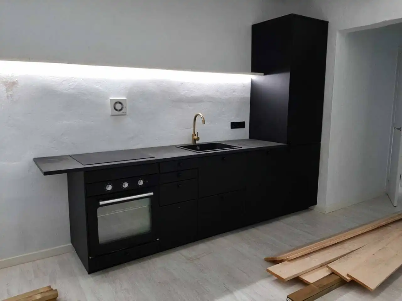 Cuina de Casa o xalet en venda en Sa Pobla amb Aire condicionat, Terrassa i Piscina