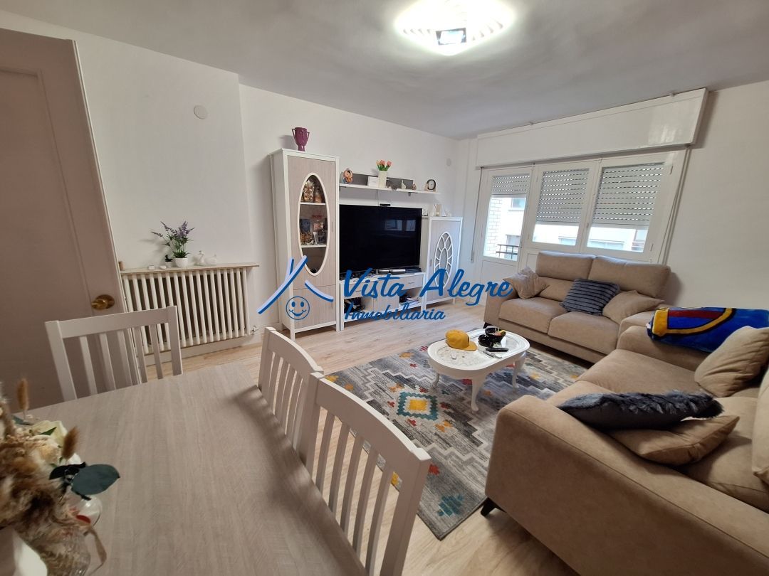 Living room of Flat for sale in Haro  with Heating, Terrace and Storage room