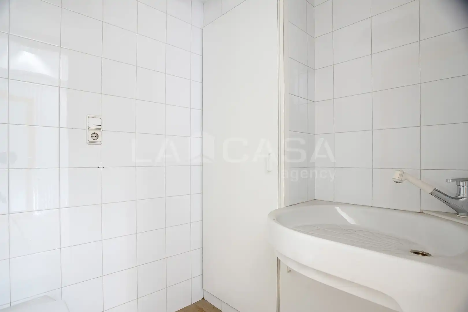 Business premises for sale in Plaça de Fernando de los Ríos, imagen 17