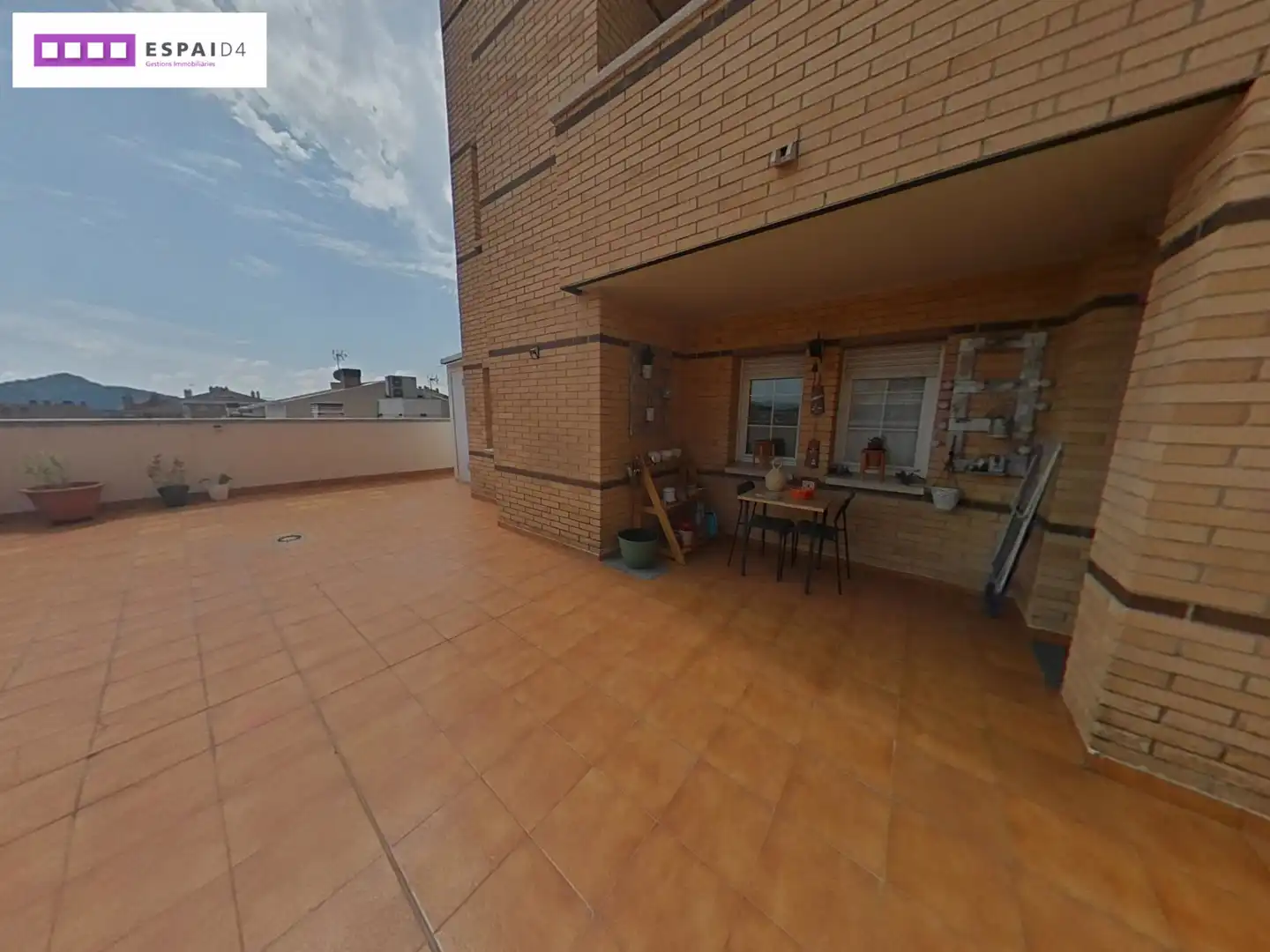 Terraza de Piso en venta en Ripollet con Aire acondicionado, Calefacción y Terraza