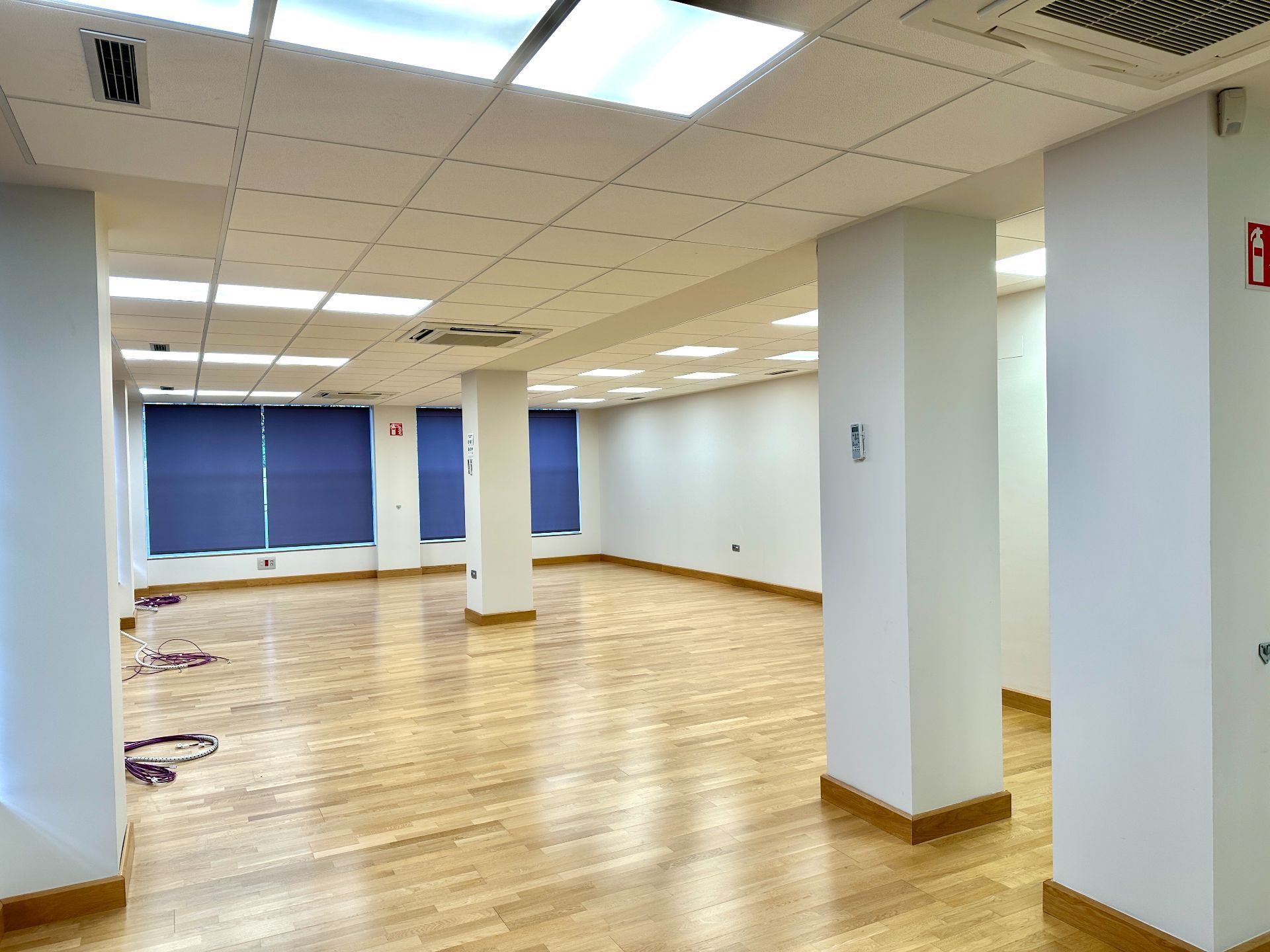 Office to rent in El Astillero  