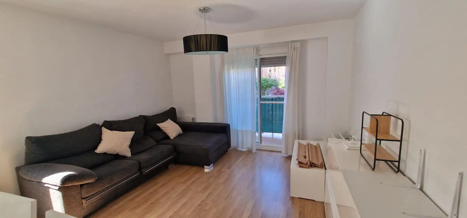 Living room of Flat for rent in Mislata  with Air Conditioner and Balcony
