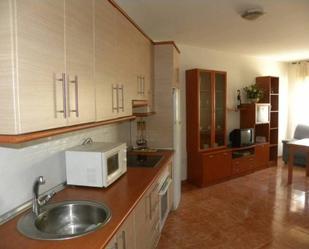 Cuina de Apartament en venda en Caravaca de la Cruz amb Traster i Alarma