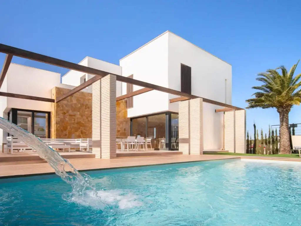 House with pool for sale in Calle Juan Marse-Cmor