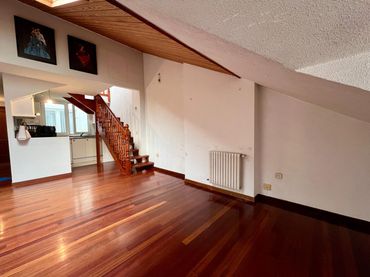Duplex con ascensore in vendita a Calle de Isabel II
