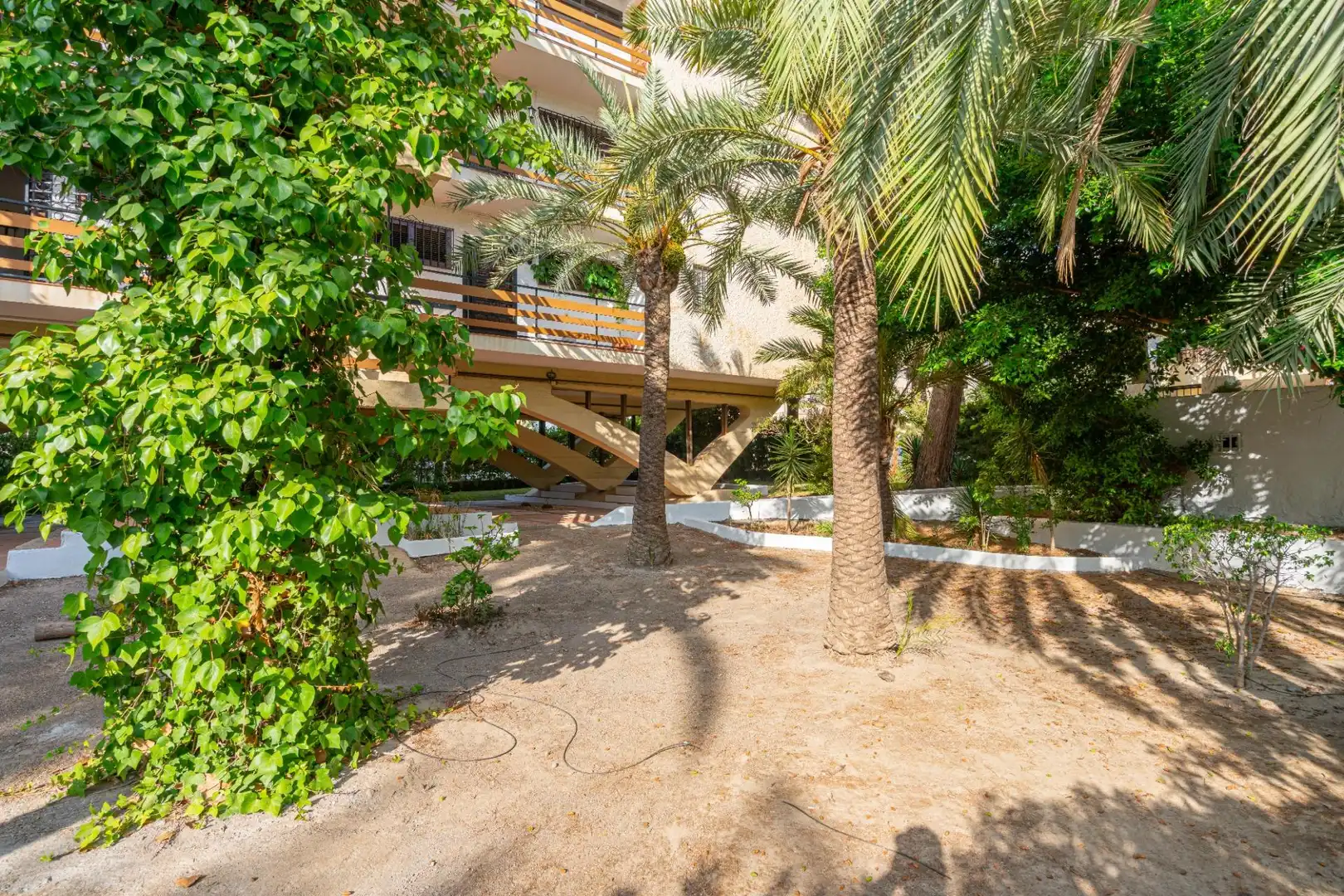 Exterior view of Apartments for rent in Roquetas de Mar  with Furnished and Balcony